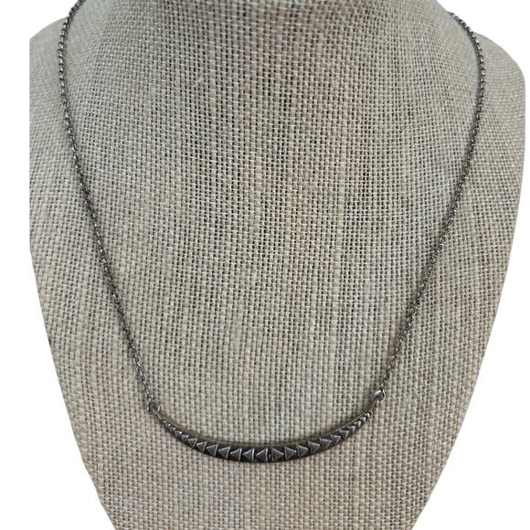 Lucky Brand Silver Bar Necklace with Triangle Pattern - Picture 1 of 5